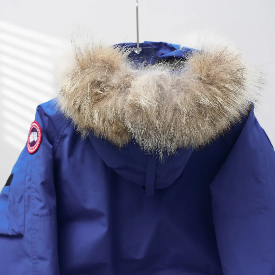 P720 CANADA GOOSE丨Canada Goose 01 Pilot Hooded Down Jacket Color: Sky Blue Size: XS-XXL